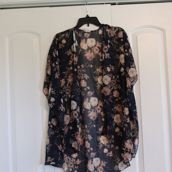 Emory Park Sheer Blue Floral Kimono Style Cover Up Size Medium Swim Beach Summer - Picture 8 of 11